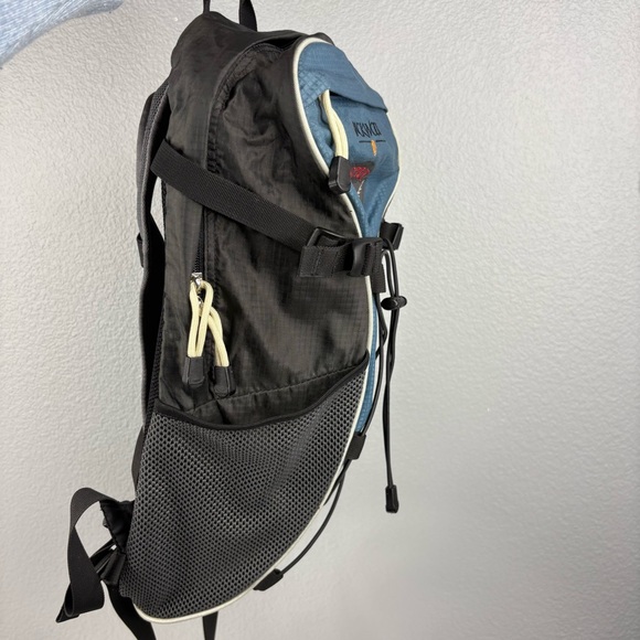 Osprey Daylite Backpack - Backwoods Blue & Dark Grey - Picture 2 of 9
